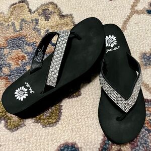 🟨 Yellow Box ~ Blingy sandals